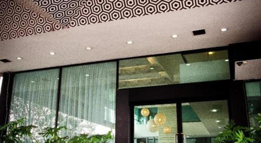 Hotel Portonovo Plaza Expo サポパン エクステリア 写真