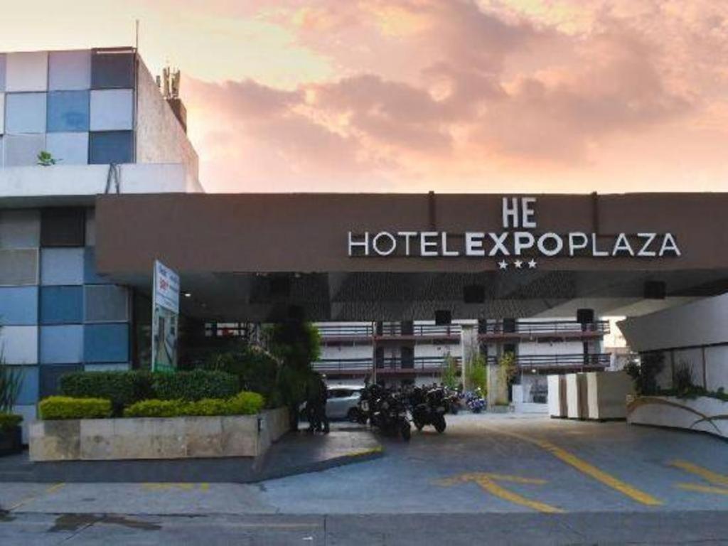 Hotel Portonovo Plaza Expo サポパン エクステリア 写真