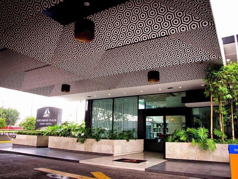 Hotel Portonovo Plaza Expo サポパン エクステリア 写真